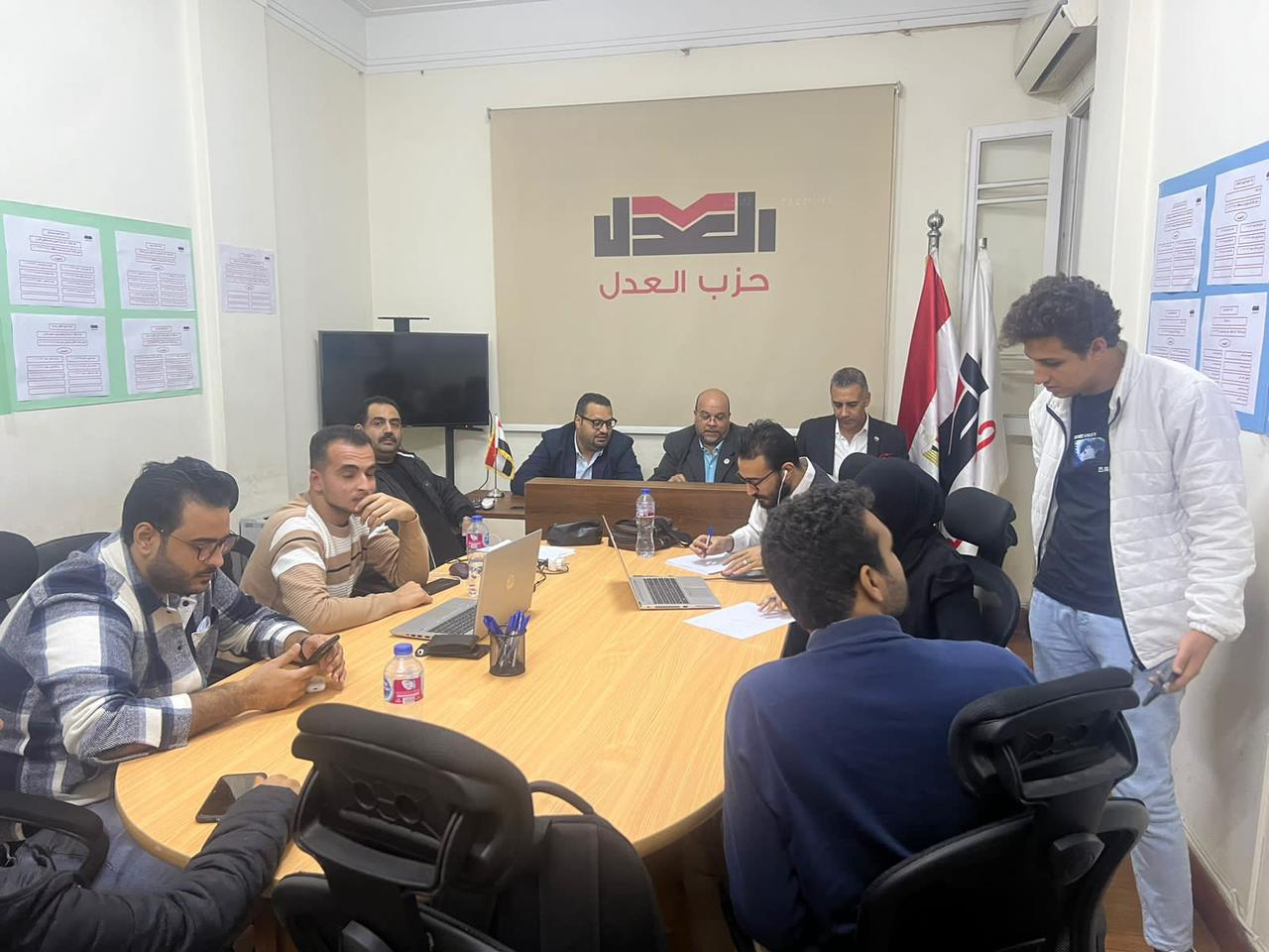 عبدالعزيز الشناوي: حزب العدل انتهى من تجهيز غرفة عملياته المركزية لمتابعة العملية الانتخابية .. وعلى جموع المصريين المشاركة في اختيار رئيسهم