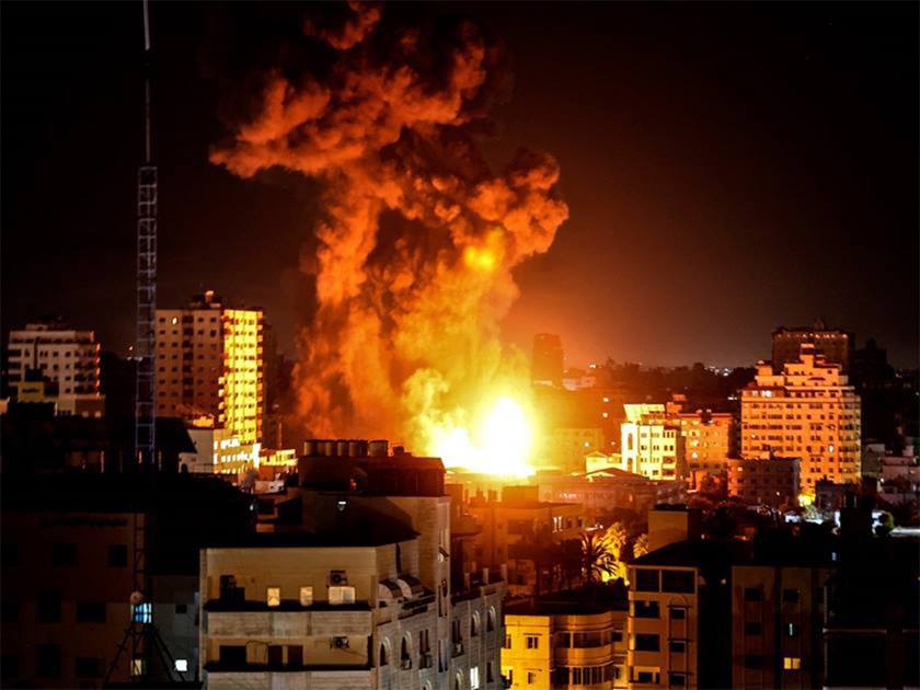 استشهاد و إصابة عشرات الفلسطينيين جراء غارات إسرائيلية على قطاع غزة