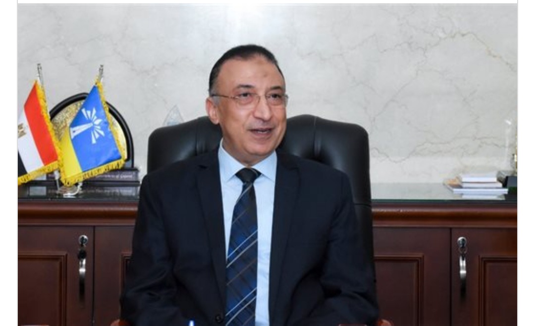 أكبر حلقة سمك .. محافظ الإسكندرية يعلن عن مشروع ضخم بالملايين