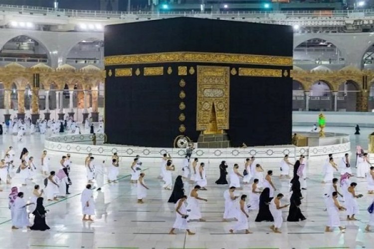 يصل إلى 5 آلاف جنيه.. سعر باركود عمرة رمضان 2024 في شركات السياحة