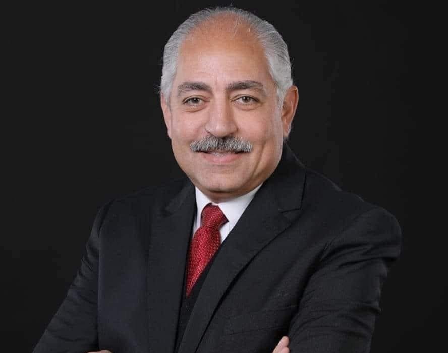 وفاة العامري فاروق نائب رئيس مجلس إدارة الاهلي