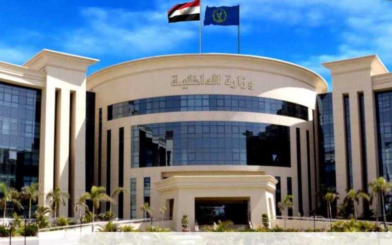 الأجهزة الأمنية تنهي 6 خصومات ثأرية بين 12 عائلة في أسيوط