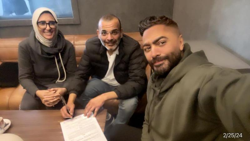 بطولة هنا الزاهد.. تامر حسني يتعاقد على فيلم جديد بعنوان ري ستارت