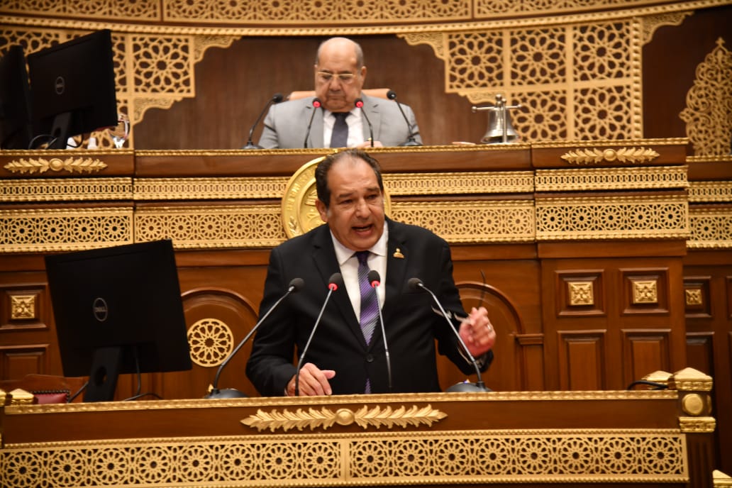 الشيوخ يرفض رفع الحصانة عن النائب عاطف النمكى