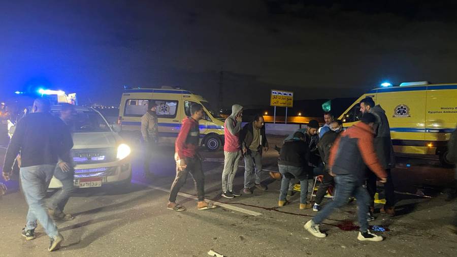 حادث مروري يُطيح بحياة 15 شخصًا