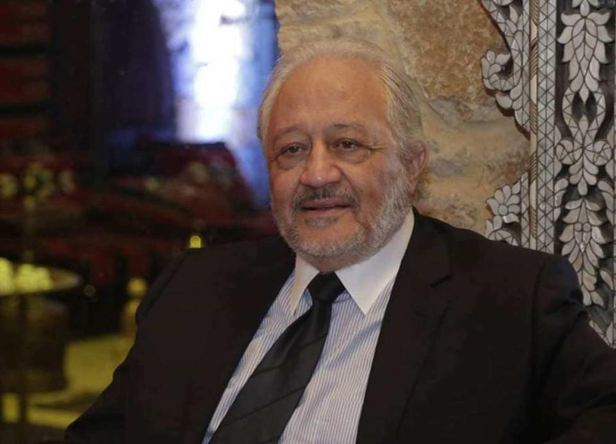 في عيد ميلاد خالد زكي.. هذه الفنانة الشهيرة التي تمنى الزواج منها