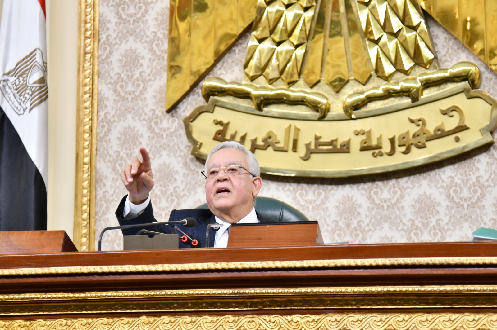 رئيس البرلمان: المواطنون متساوون أمام القانون سواء مسلمين أو مسيحيين أو يهود