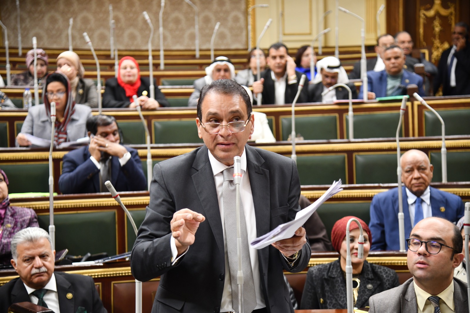 البرلمان يوافق على مشروع قانون بإنشا صندوق الرعاية الاجتماعية للمعلمين بالمهن التعليمية ومعاونيهم بالتربية والتعليم والأزهر