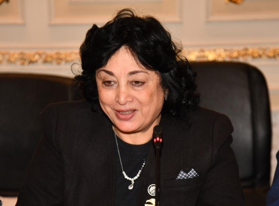 بناءاً على طلب النائبة ميرفت عازر.. "اقتصادية النواب" توصي بسرعة إنهاء منظومة متابعة السلع الغذائية.. وتشديد العقوبات للمخالفين