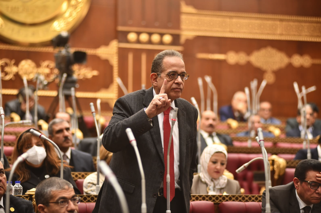 وزير الزراعة يستجيب للنائب طارق عبد العزيز بالموافقة علي محطات تصدير بالدقهلية