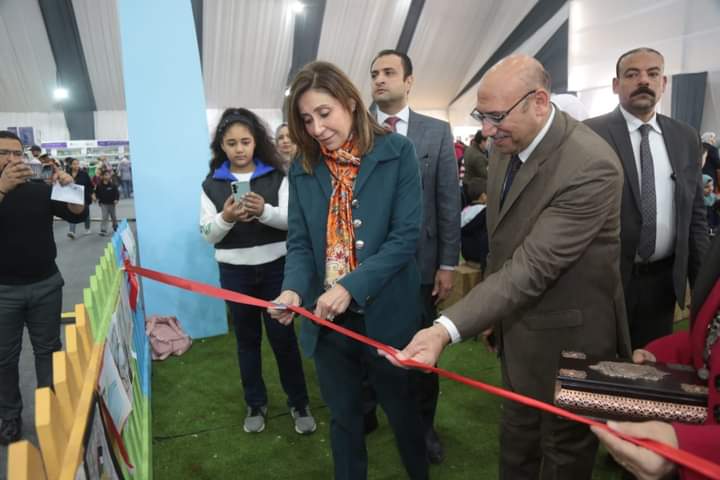 وزيرة الثقافة تفتتح فعاليات "يوم فلسطين" بمعرض القاهرة الدولي للكتاب من جناح الطفل وتشيد بالمشاركة الفلسطينية