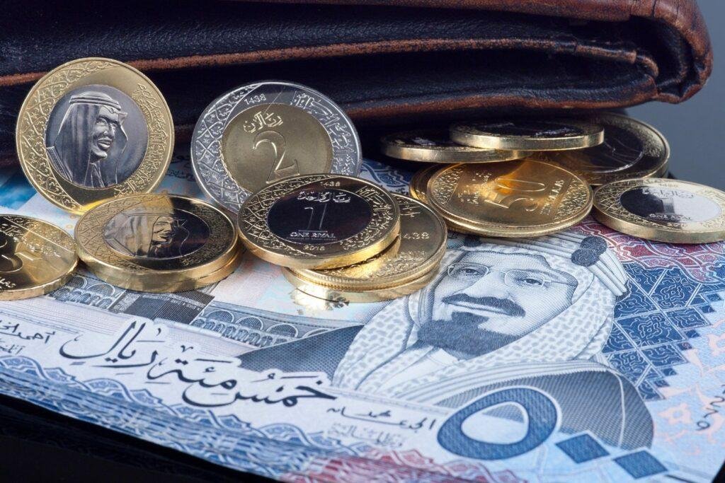 سعر الريال السعودي أمام الجنيه المصري في تعاملات اليوم الأربعاء 7-2-2024