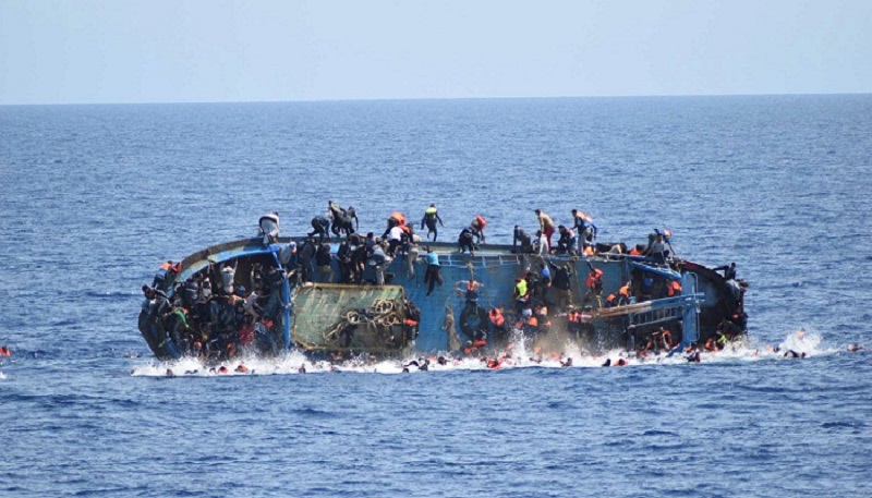 مقتل 9 على الأقل في غرق قارب مهاجرين قبالة سواحل تونس