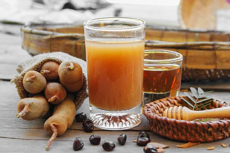 فوائد تناول مشروب الخروب والتمر الهندي في رمضان
