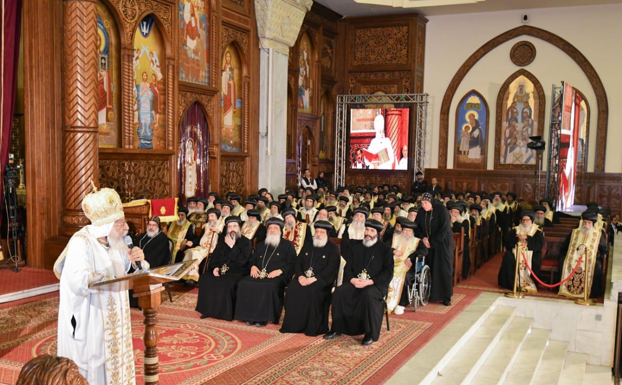 عشية سيامة أسقفين وتجليس أربعة أساقفة بالكاتدرائية المرقسية بالعباسية