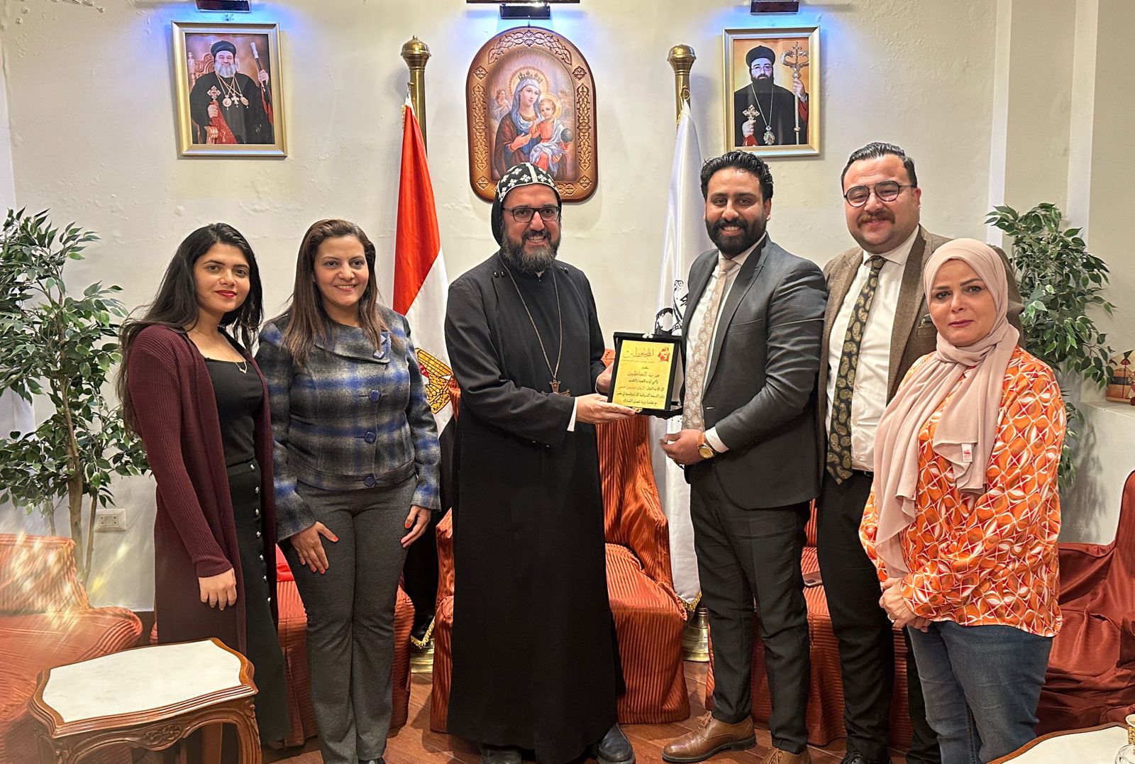 المجلس التنفيذي لحزب المحافظين يزور الكنيسة السريانية الارثوذكسية بمصر