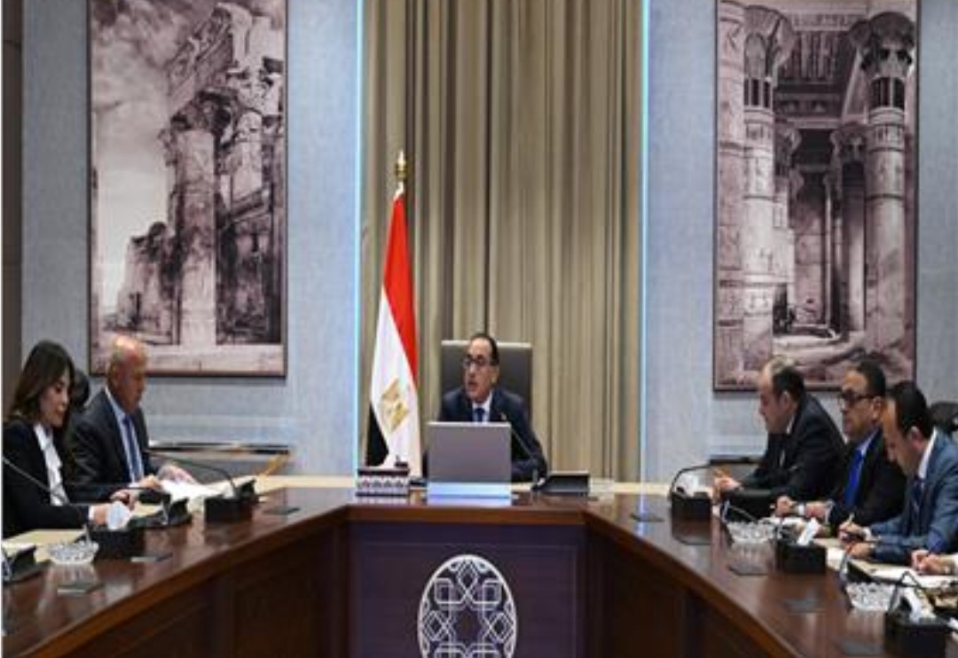 مدبولى: الجهاز المصرفي يوفر الاحتياجات الدولارية المطلوبة للإفراج عن البضائع