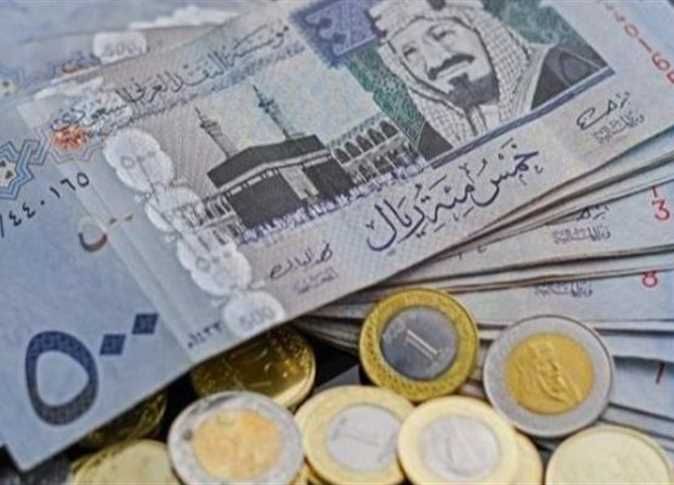 سعر الريال السعودي أمام الجنيه المصري في تعاملات اليوم الجمعة 8-3-2024