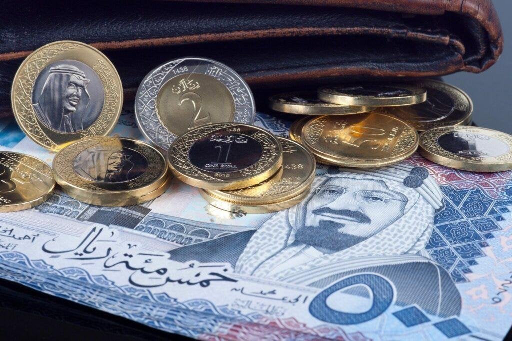 سعر الريال السعودي أمام الجنيه المصري في تعاملات اليوم الجمعة 15-3-2024