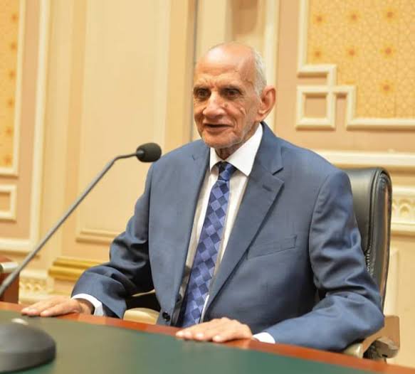 اللواء خالد خلف الله يهني الأنبا بضابا بمناسبة تجليسه علي إيبارشية نجع حمادي وتوابعها