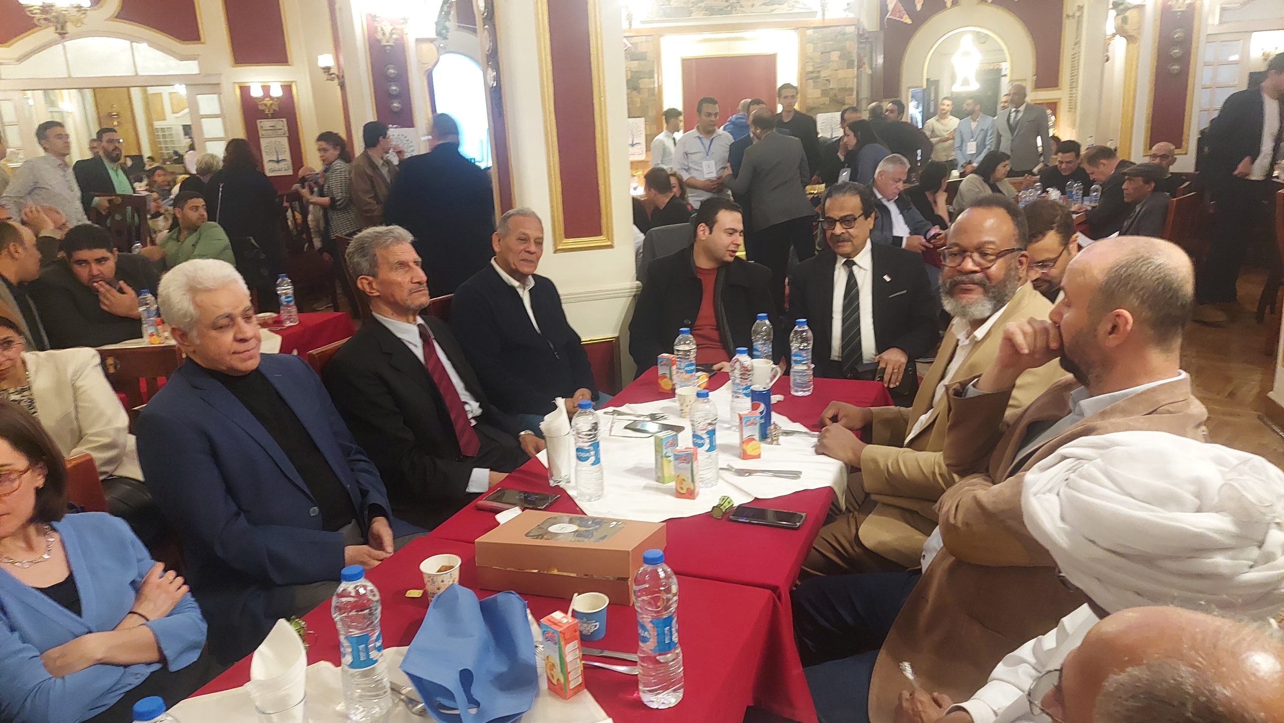 ما تفرقه السياسة يجمعه حزب الدستور.. جميلة اسماعيل تنجح فى تجمبع قادة المعارضة المصرية .. وتوافق حول القضايا الوطنية والعربية