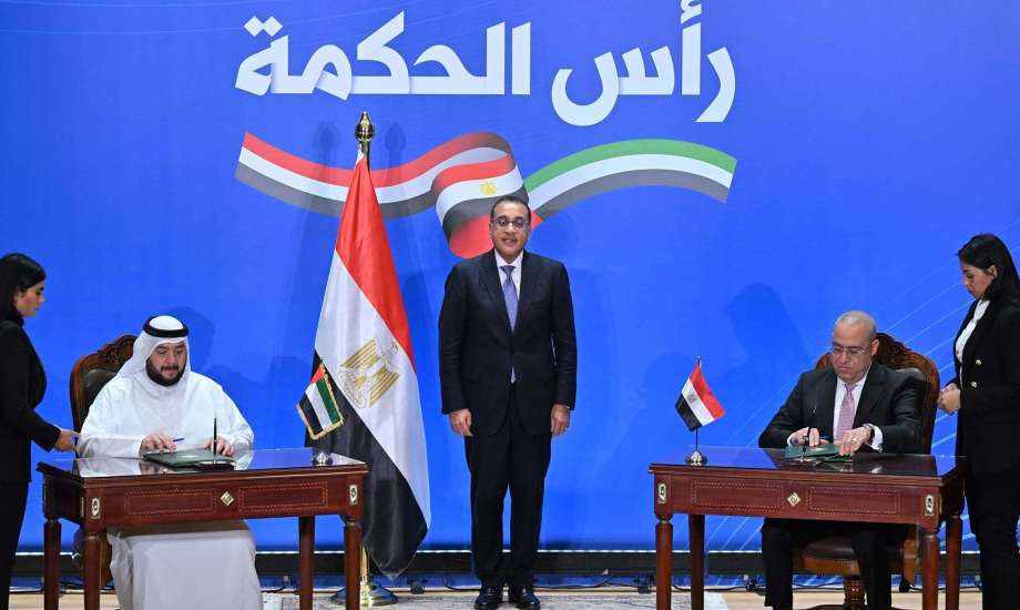 مصر تترقب وصول دفعة جديدة لصفقة رأس الحكمة .. انفراجة جديدة في الاقتصاد المصري