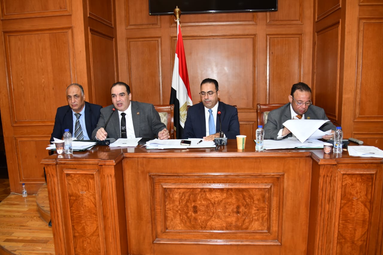 ٤مليارات جنيه قيمة الموازنة .. رئيس رياضة النواب : نسعي لتحقيق مصالح الشباب حتي لا يقعوا فريسة لجماعات متطرفة