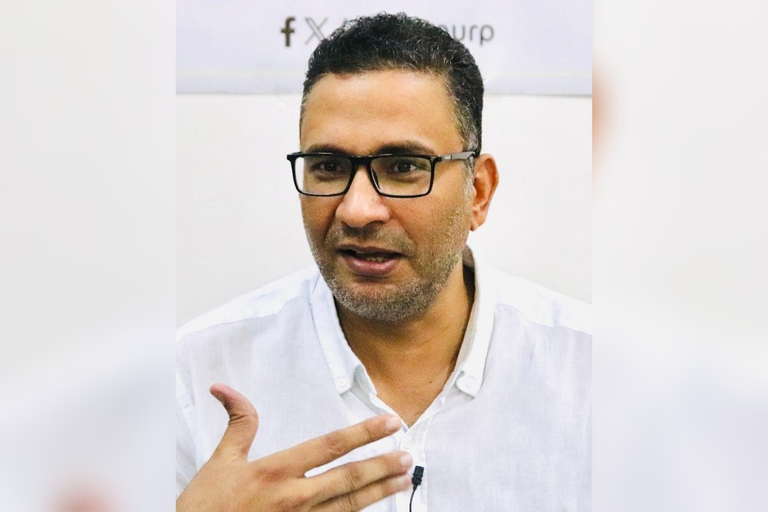 عضو لجنة صياغة برنامج حزب الدستور : تطوير برامج الأحزاب السياسية استثمارًا استراتيجيًا لضمان استمراريتها ودورها الفعّال في قيادة المجتمعات نحو مستقبل أفضل