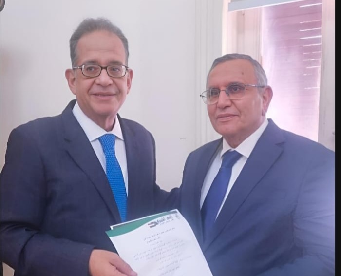 طارق عبدالعزيز رئيساً للهيئة البرلمانية للوفد بمجلس الشيوخ