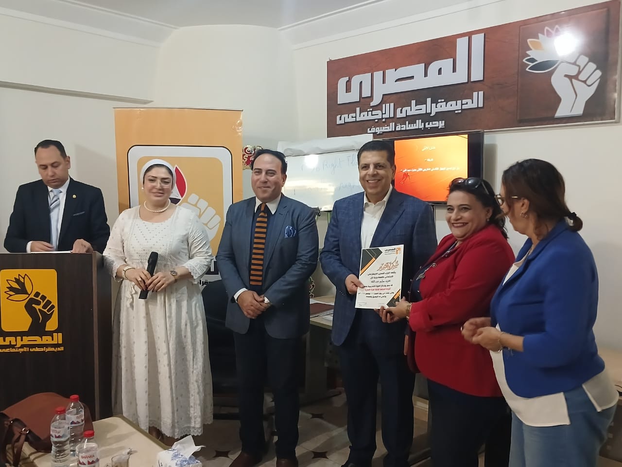 القيادة السياسية الفاعلة للمرأة المصرية .. فاعلية بامناة المصرى الديمقراطي بالاسماعيلية
