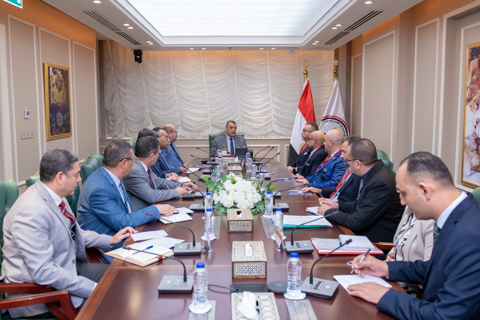 وزير الدولة للإنتاج الحربى يستقبل وفد شركة "كاسا" الإيطالية لبحث أوجه التعاون