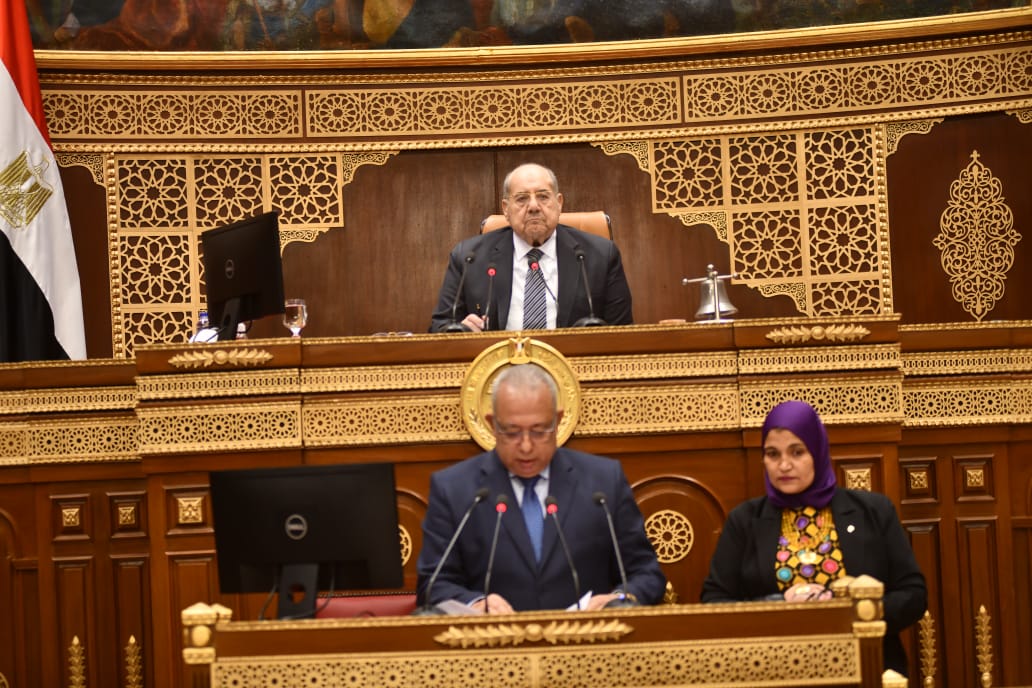 الشيوخ يناقش تعديلات قانون تسجيل  السفن التجارية
