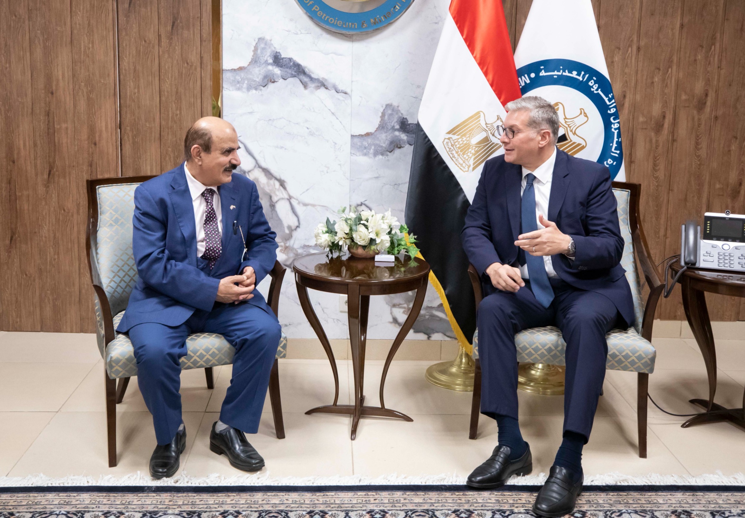 تفاصيل لقاء كريم بدوي وزير البترول مع المهندس علي راشد الجروان الرئيس التنفيذي لشركة دراجون أويل الإماراتية