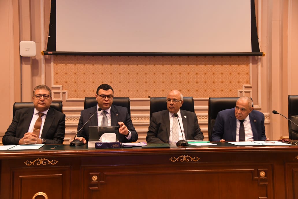 إسكان النواب" تناقش خطة الوزارة لمواجهة النمو السكانى بحضور الوزير