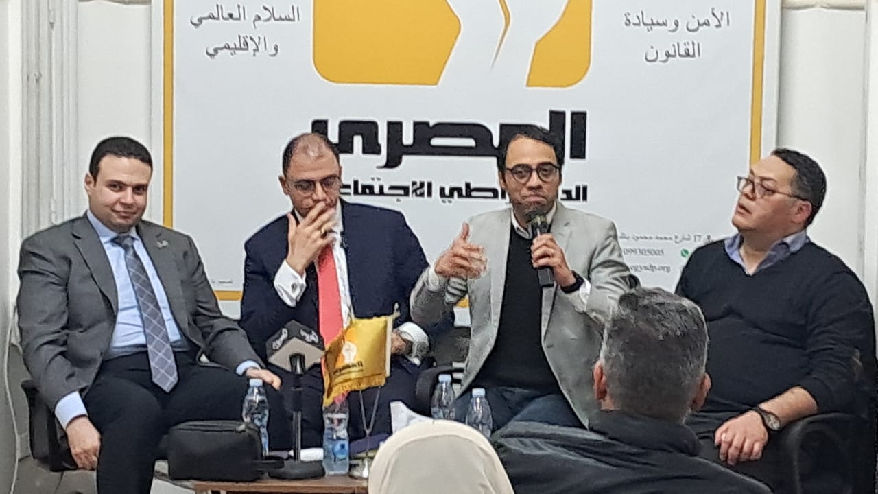 أحمد كامل البحيري: الأوضاع الإقليمية تؤثر على مصر وضرورة إحياء المجال العام لمواجهة الضغوط الأمريكية