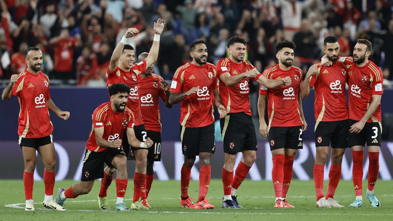 دوري أبطال إفريقيا.. الأهلي يكتسح بلوزداد