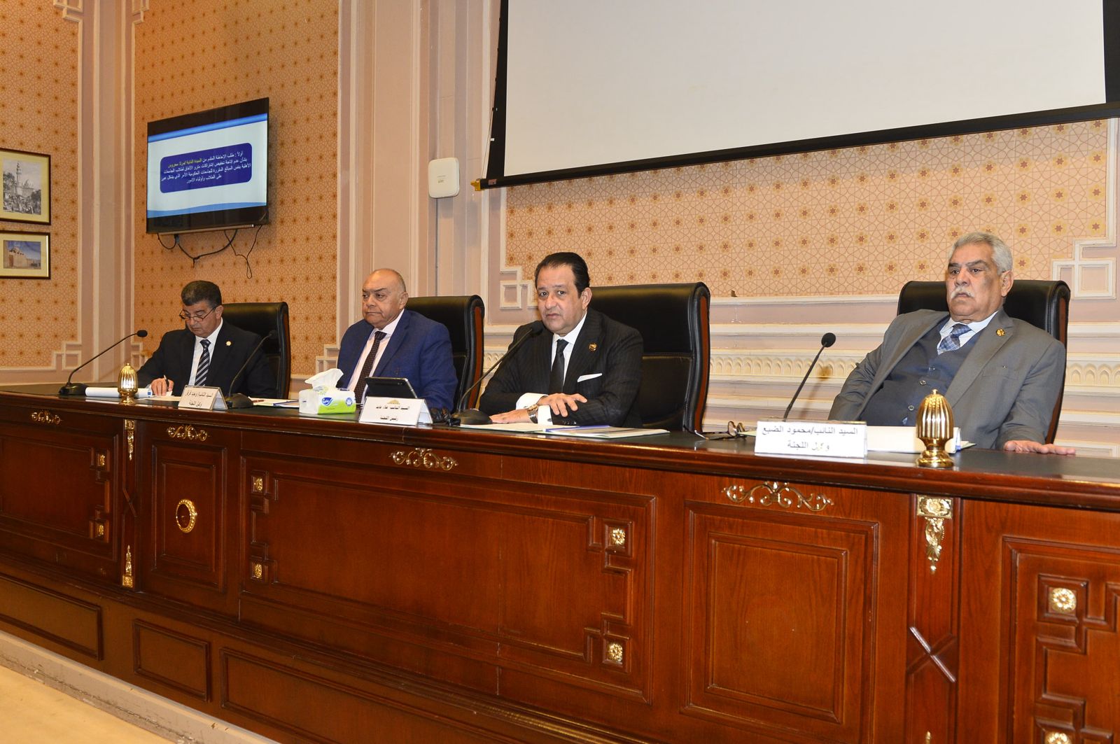 النائب علاء عابد : إنجازات الدولة في كافة المجالات لايمكن انكارها ..ويفتخر بها كل المصريين