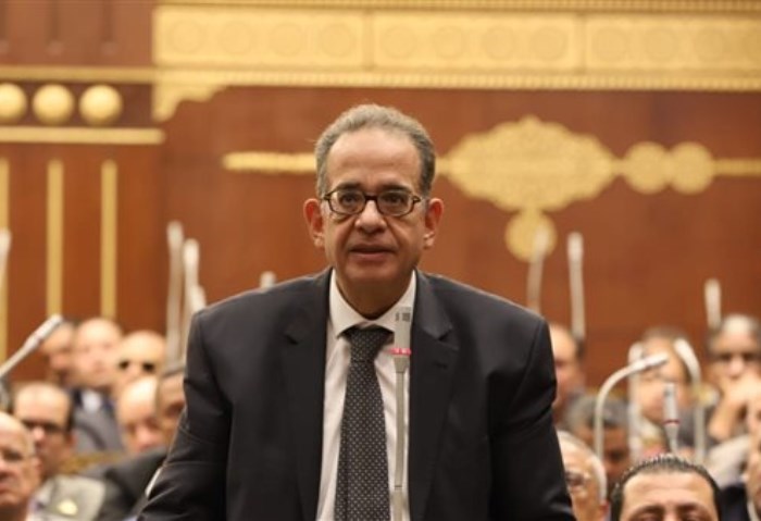برلمانية الوفد : الصورة في رفح رسالة بترابط المصريين وان 120 مليون مواطن رافضين خطط التهجير