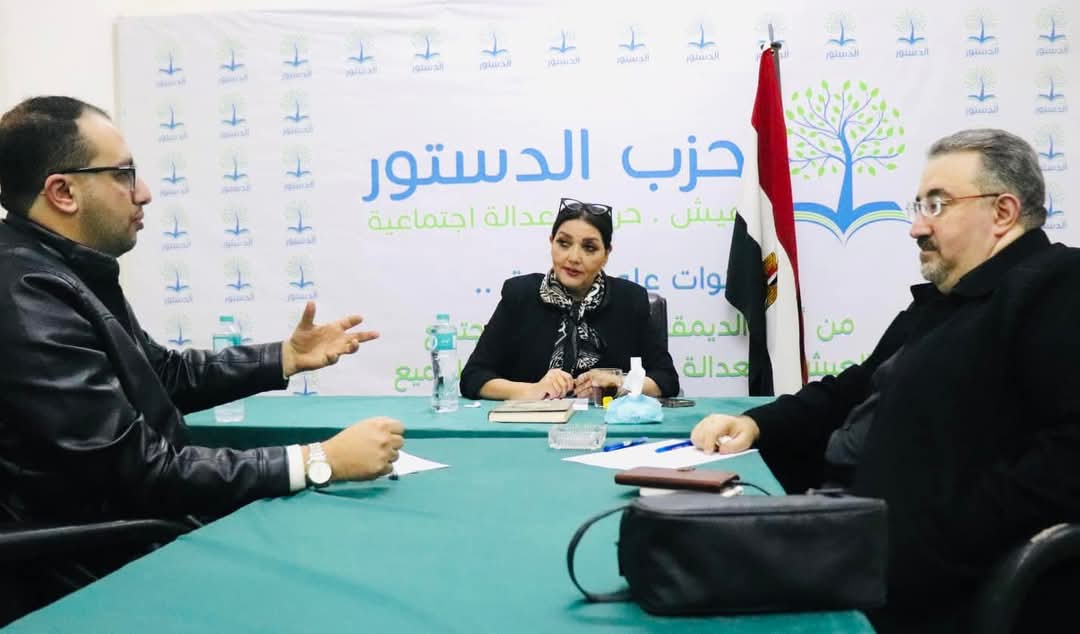 المكتب السياسي لحزب الدستور يوصي بالمشاركة في الانتخابات التشريعية المقبلة ويقرر فتح باب الترشح لكوادره