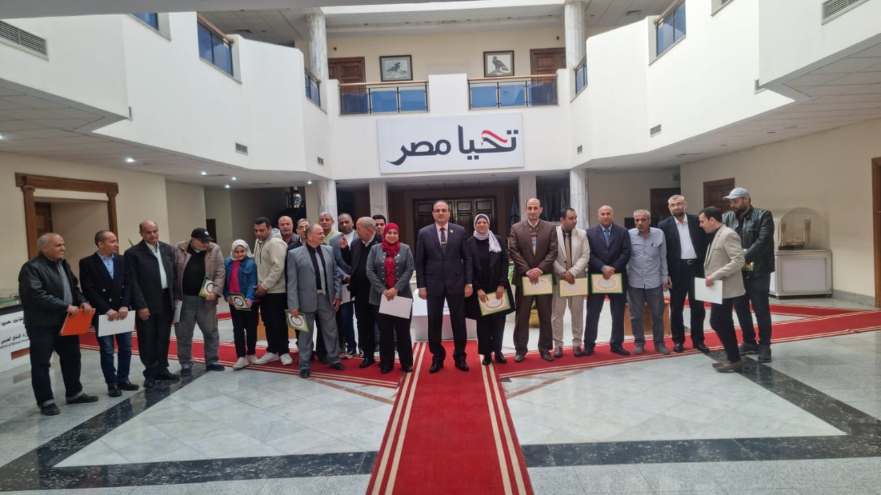 رؤساء عدد من شركات الإنتاج الحربى والوحدات التابعة يجتمعون بالعاملين ويتابعون معدلات تنفيذ المشروعات