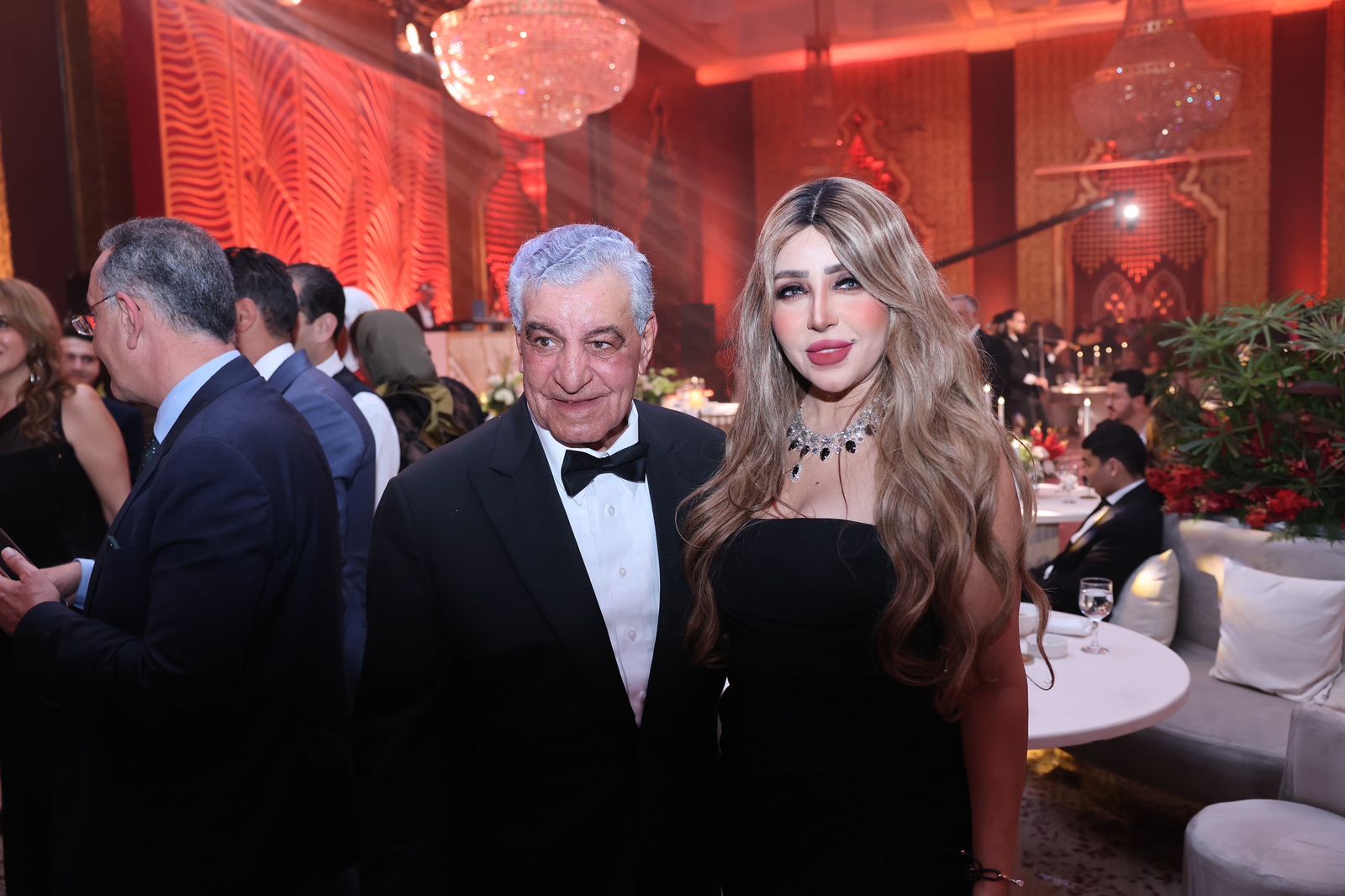 إيمان ابو طالب في اطلاله ساحرة بحفل زفاف نجل زاهي حواس