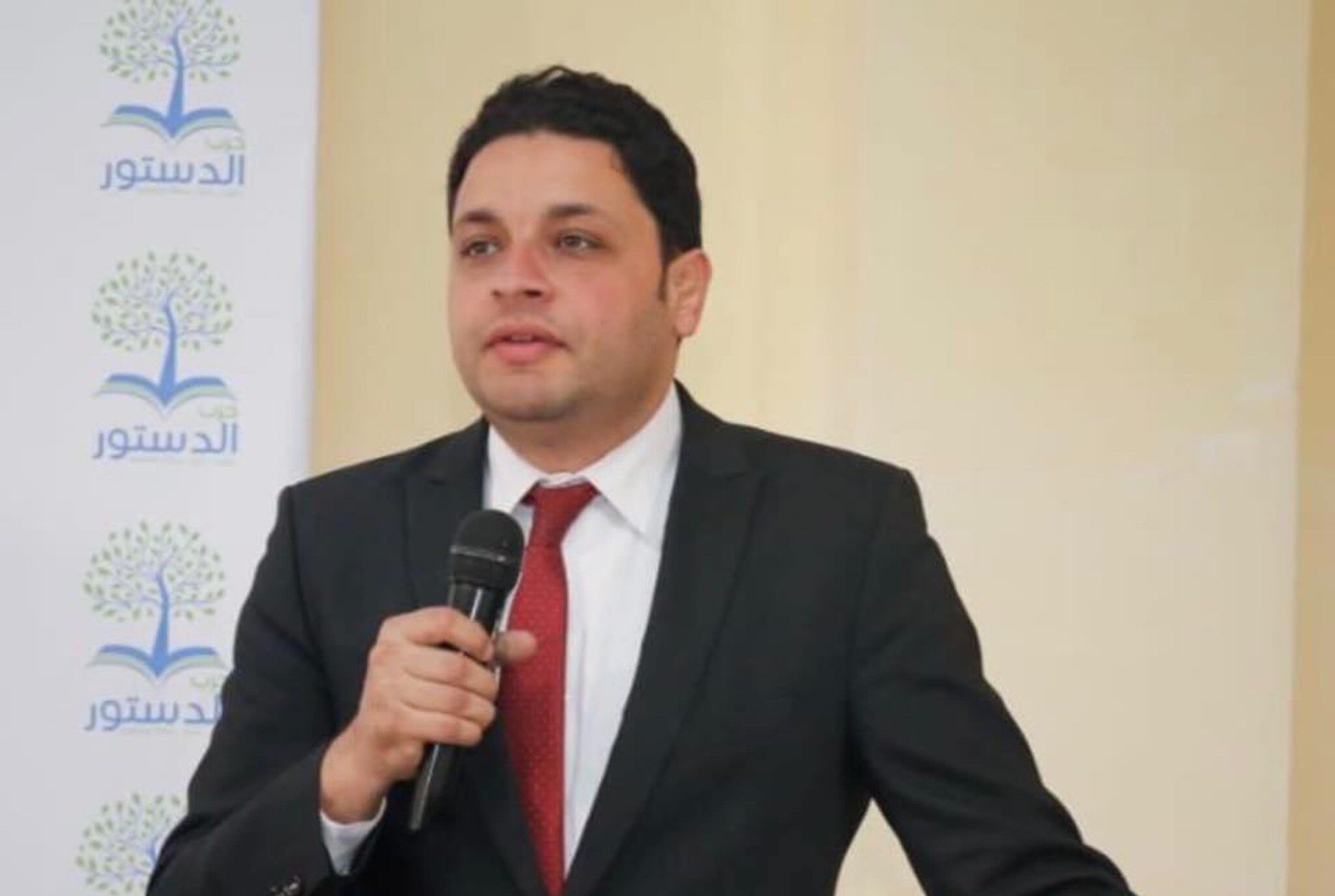 حزب الدستور: ضرورة موقف مصري حازم لحماية القضية الفلسطينية في ظل ضغوط ترامب