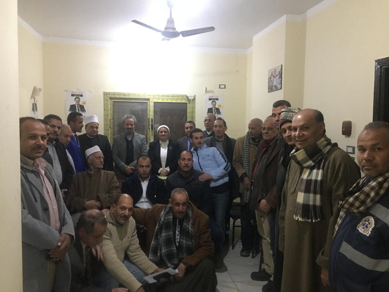 عصام يني: انا طبيب استشاري ٥٧ سنة مرتبي ٨ آلاف جنيه.. وهناك ترصد بالأطباء