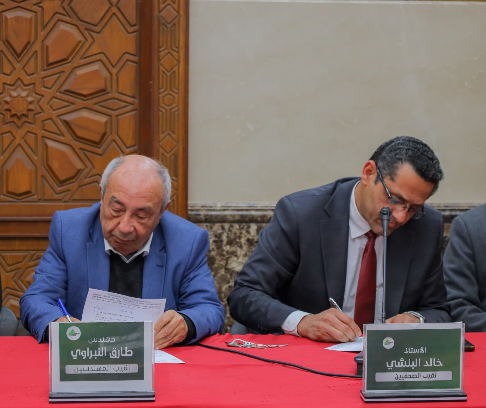 بعد خوض تفاوض اجتماعي ونقابي وبأسعار عادلة لأعضائهما   "الصحفيين" و"المهندسين" توقِّعان بروتوكول تعاون مع معامل البرج والمختبر