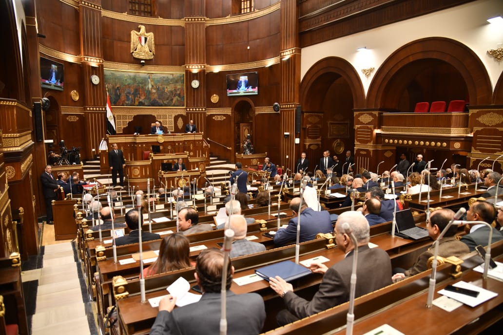 عضو مجلس الشيوخ يطالب الحكومة بمناقشة سياسات الترويج للصادرات وفتح أسواق جديدة لتعزيز الاقتصاد الوطني