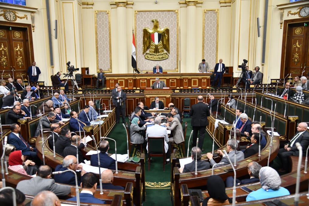 البرلمان يقر تعديلاً جديداً: زيادة مدة العدول عن استقالة العامل إلى 10 أيام بدلاً من 7