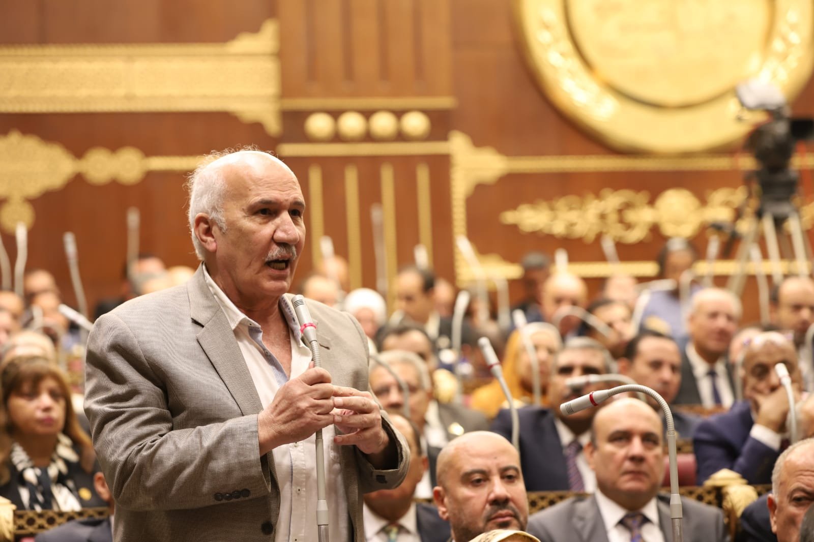 عبدالعال: 45% من سوق العمل غير منظم.. ونحتاج إعادة نظر في سياسات الحماية الاجتماعية