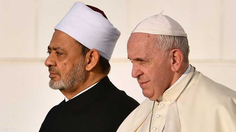 "كان محبا للمسلمين".. شيخ الأزهر ينعي البابا فرنسيس
