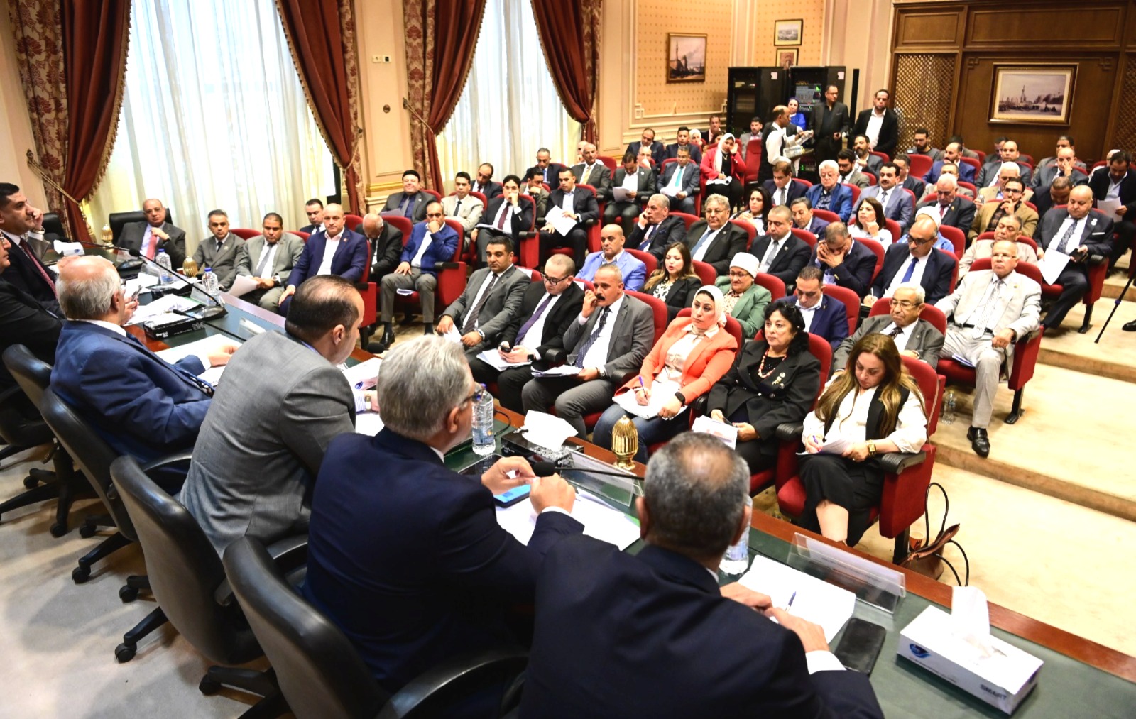 مشادة كلامية بين نائبين تعكر صفو مناقشة قانون الإيجار القديم في مجلس النواب