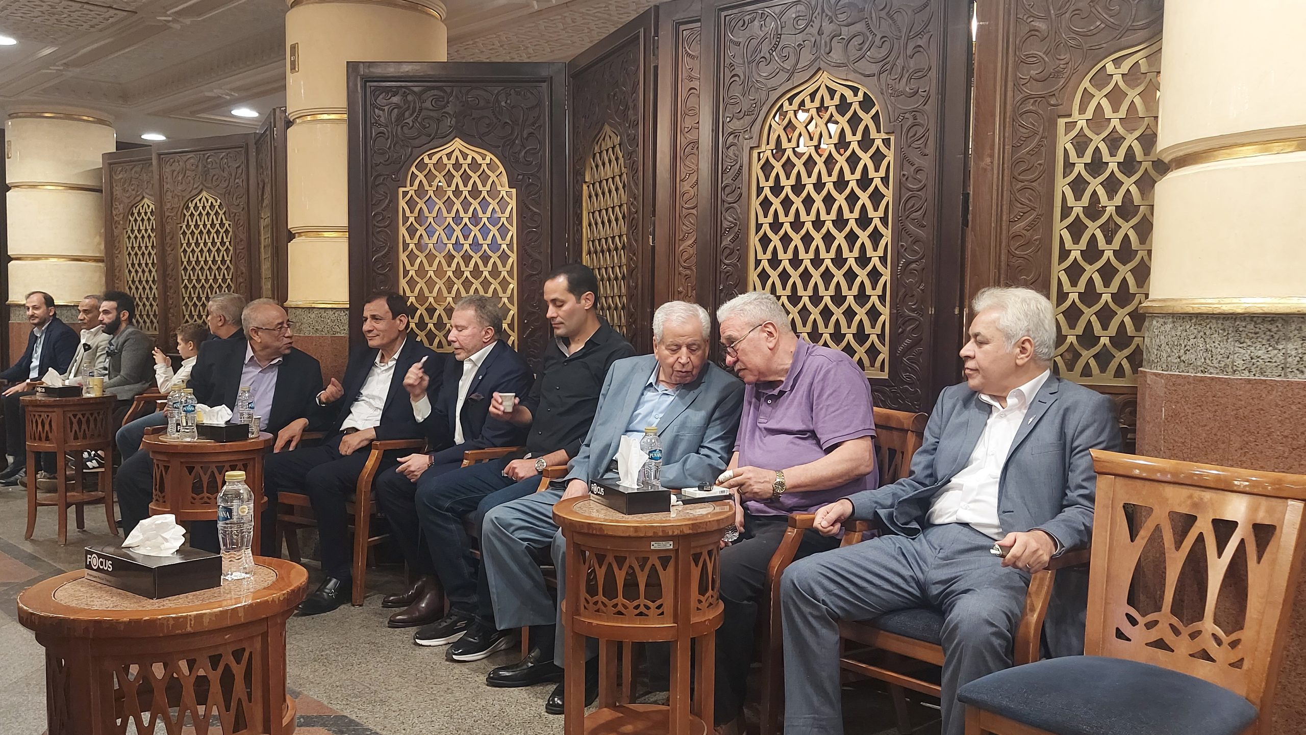 بينهم قرطام وخليل والطنطاوى..سياسيين وشحضيات عامة فى عزاء شقيقة مدحت الزاهد